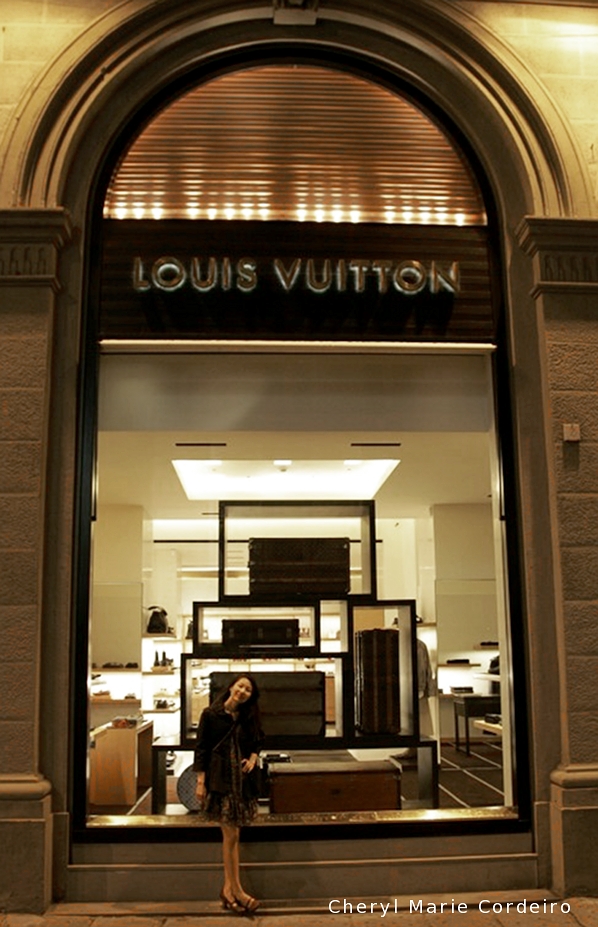 Louis Vuitton Firenze Store in Firenze, Italy