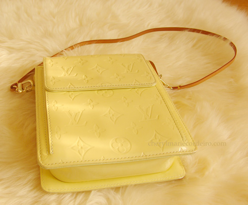 Louis Vuitton Mott Monogram Vernis Patent 218329 Peach-yellow Coated Canvas Shoulder  Bag, Louis Vuitton