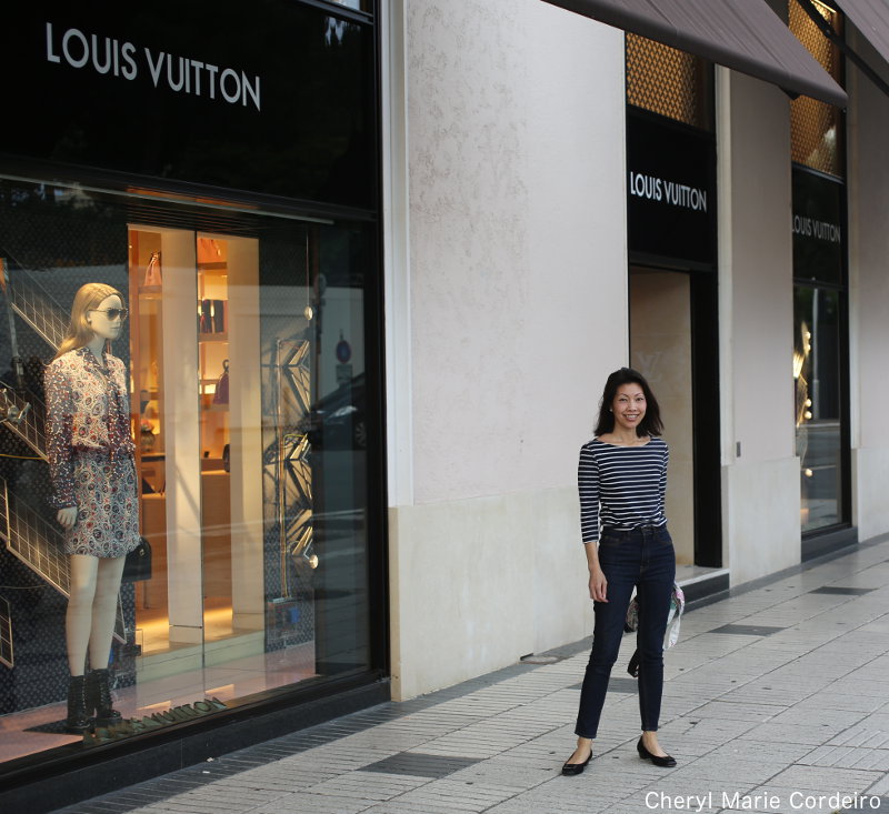 View of the new Louis Vuitton store of the Champs Elysees avenue in Paris,  France on November 1, 2005. The store is the world's biggest luxury store.  The newly remodeled store was