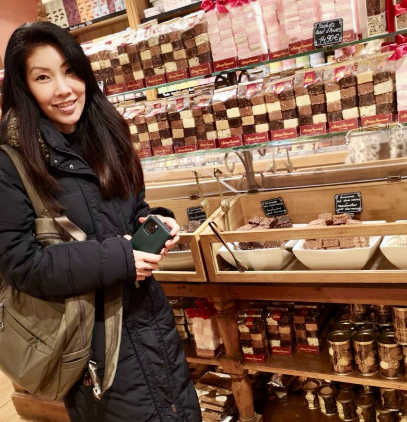 Brussels in December, Winter lights and market atmosphere